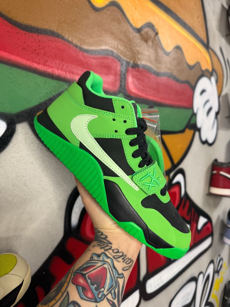 Jumpman Jack TR Green Spark